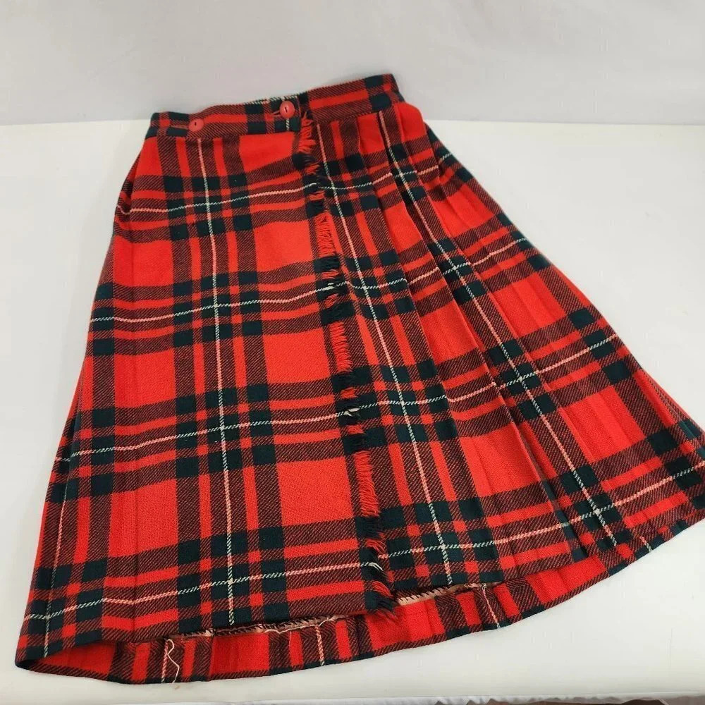 3/$30! Vintage Girls  Plaid Schoolgirl Skirt Red Teacher's Pet